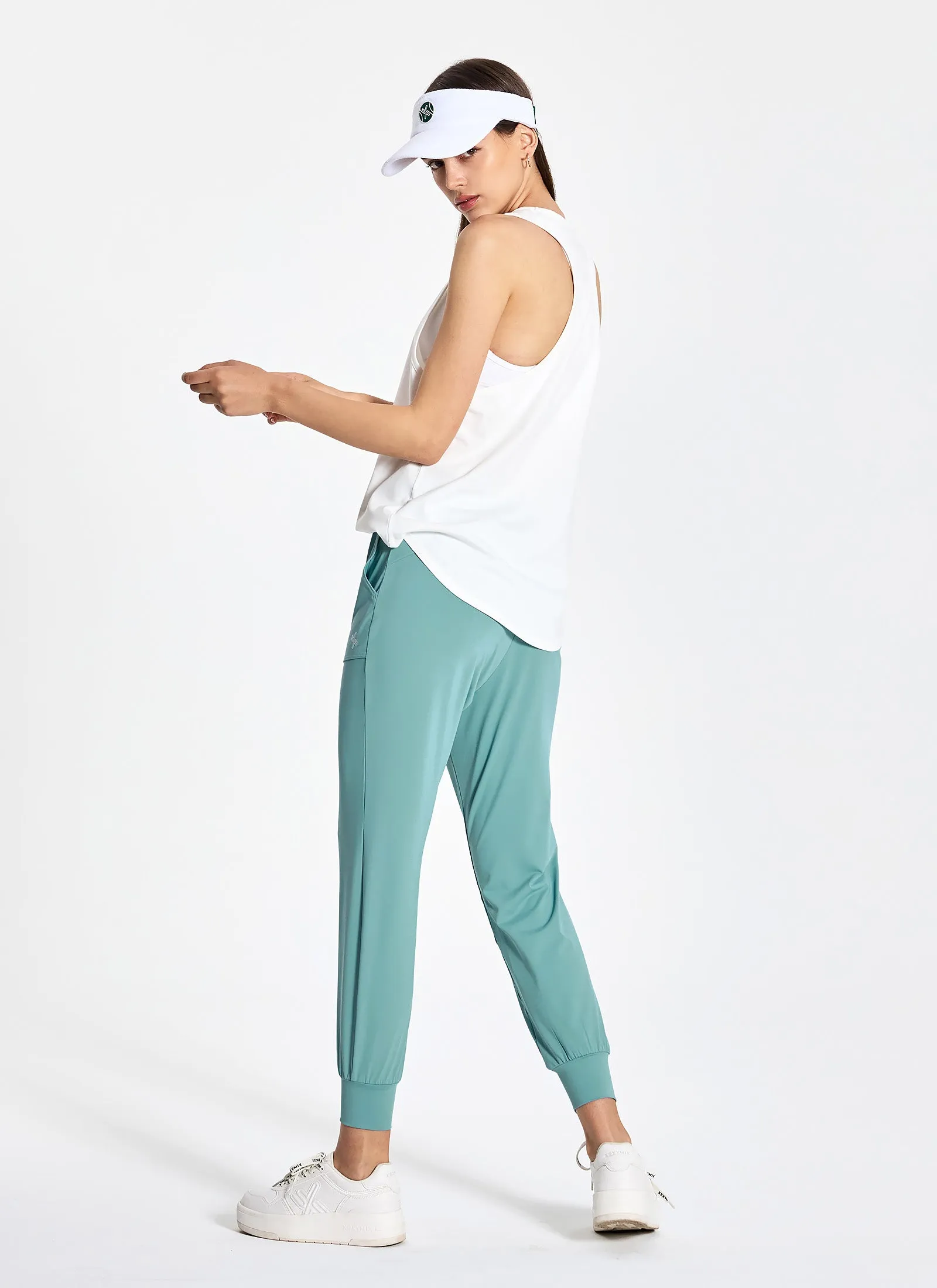 Medium Feather In-Band Jogger Pants