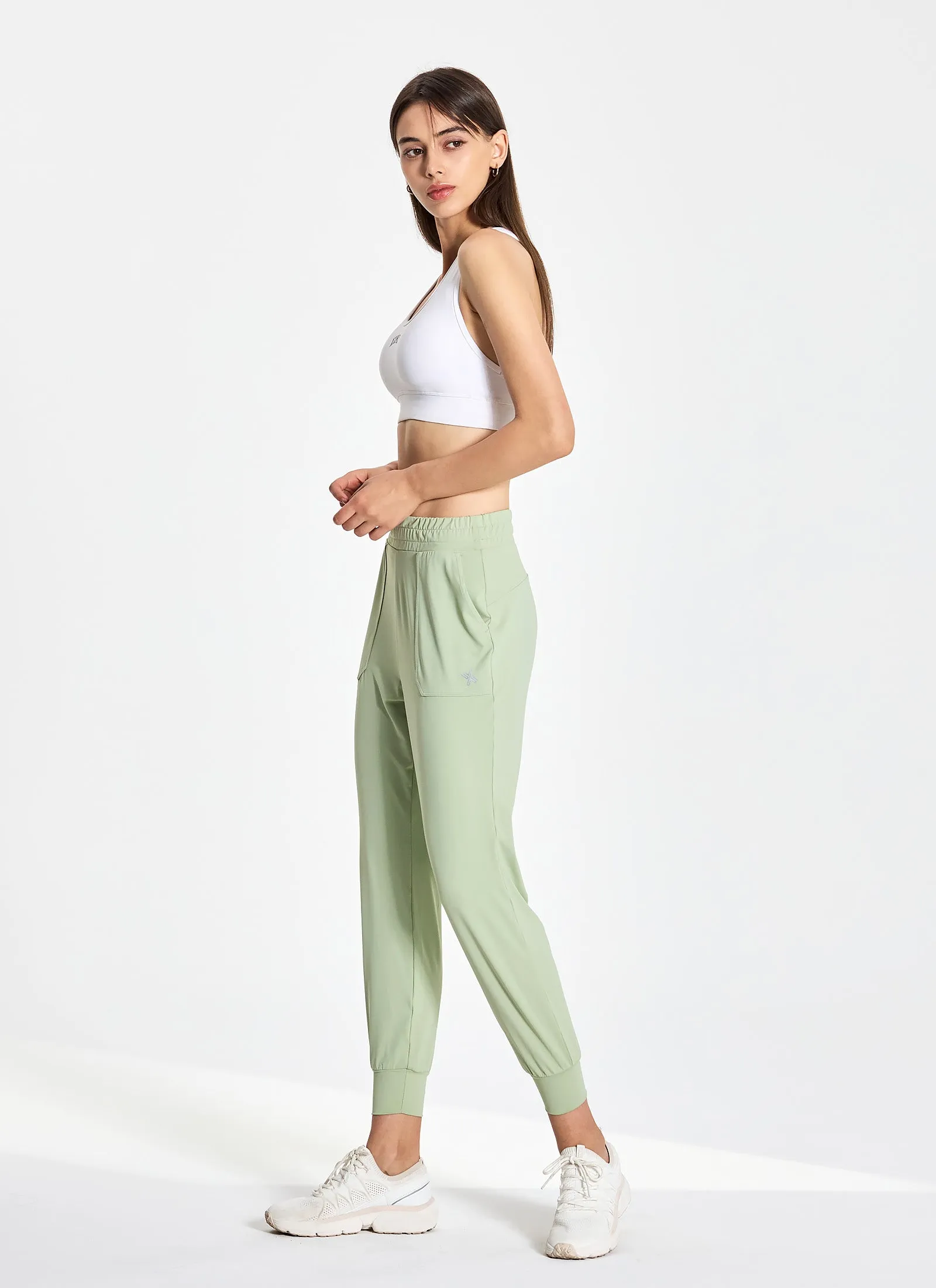 Medium Feather In-Band Jogger Pants