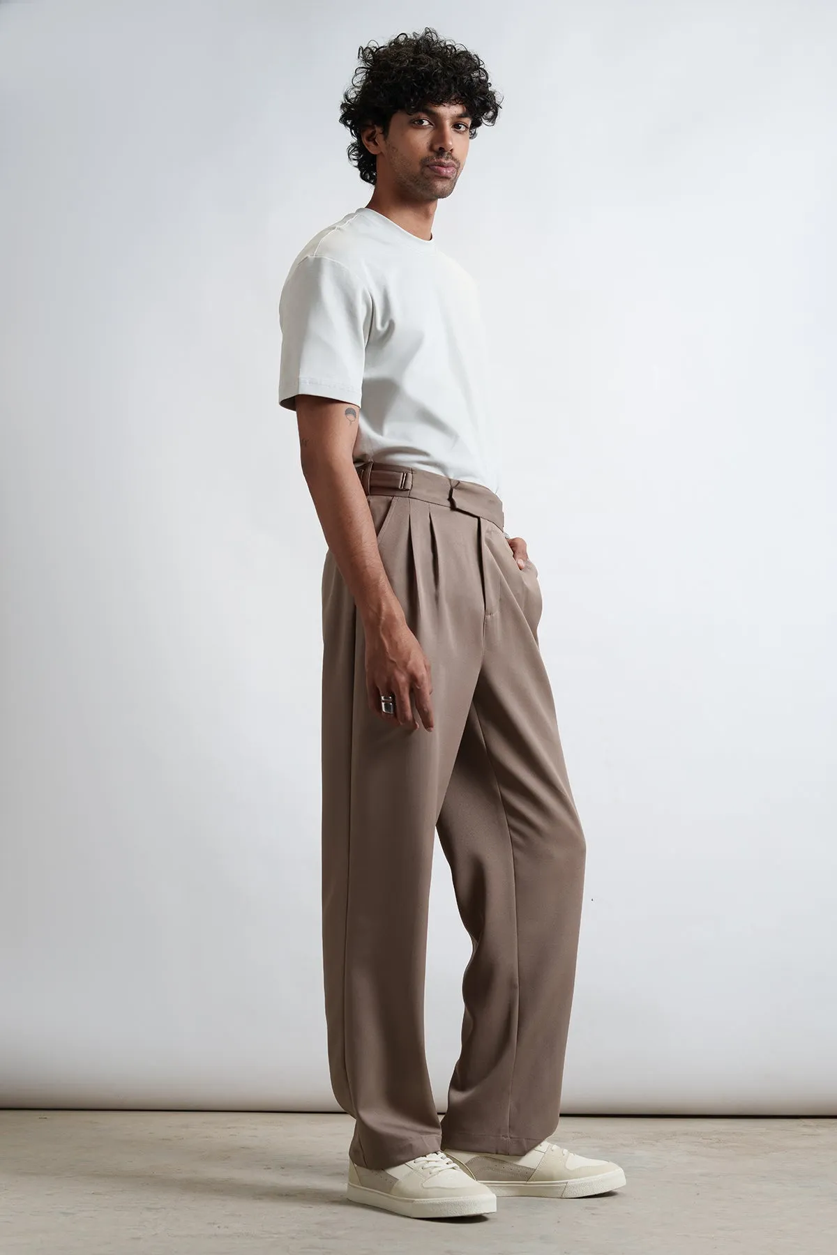 Mocha Mousse Buckle Detail Men's Korean Pants