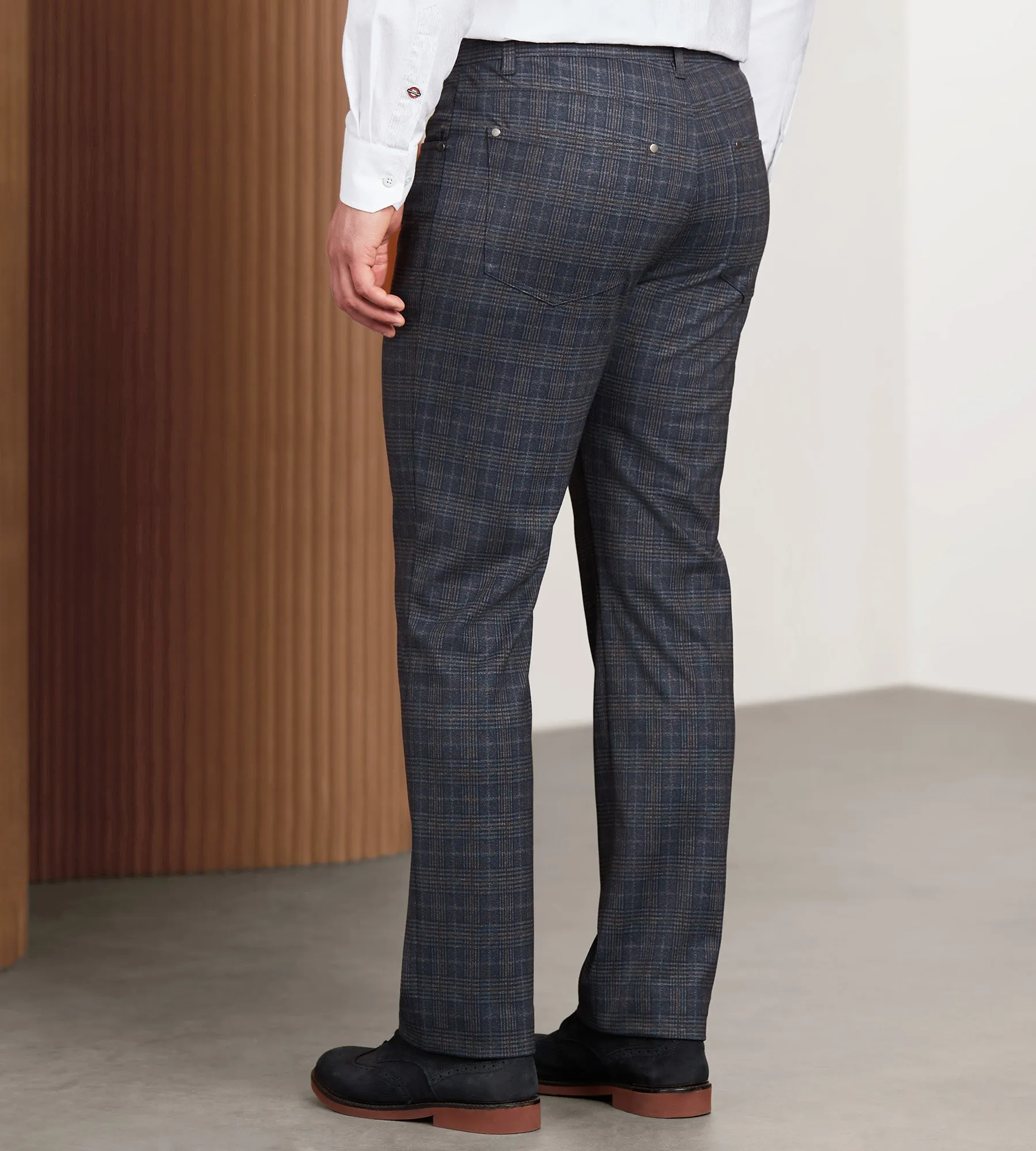 Modern Fit 4-Way Stretch 5-Pocket Pants